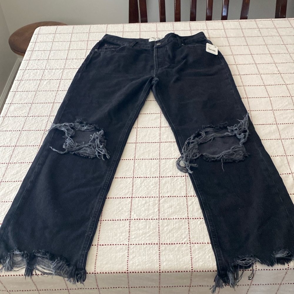 We the free size 28 brand new black